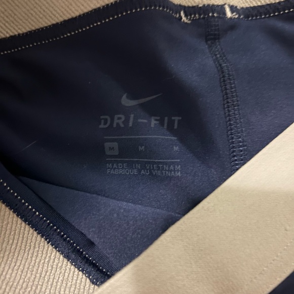 Navy Nike Pro shorts - Picture 2 of 2